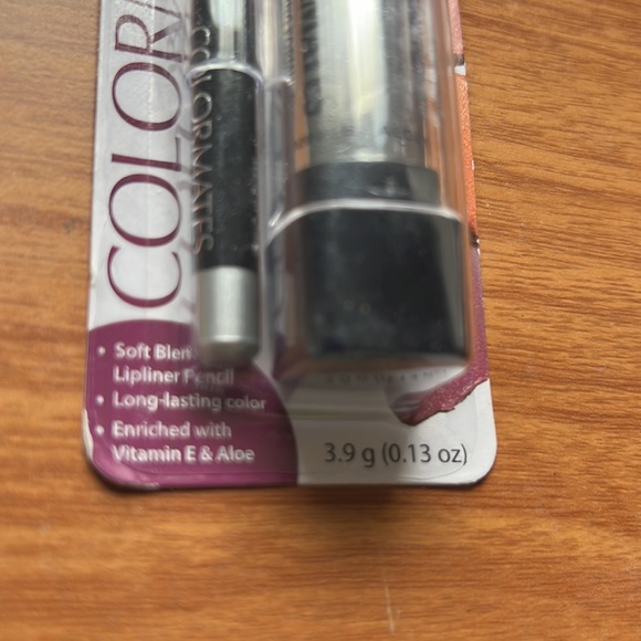 Colormates lipstick & lipliner pencil in red red 62612, New in sealed packaging - Picture 6 of 16